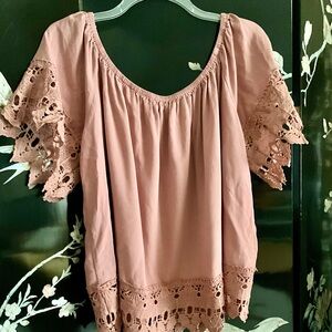 🦩Dusty pink off the shoulder top